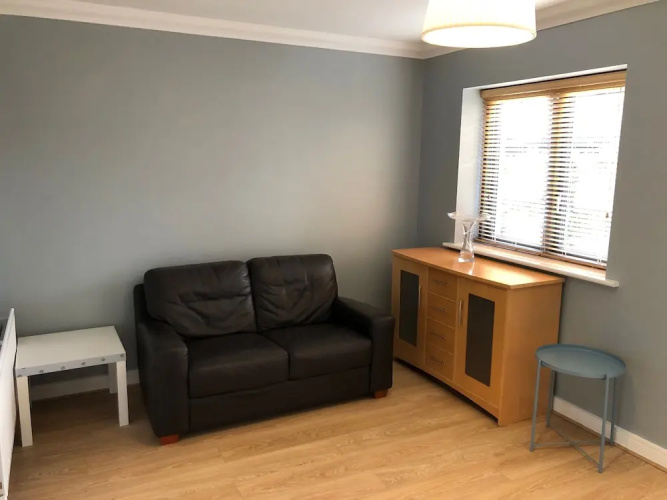 D13 Self Catering