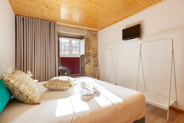 2 Bedrooms Villa