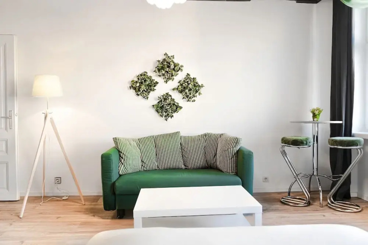 Spacious 2BR Apt Ideal for Longstays