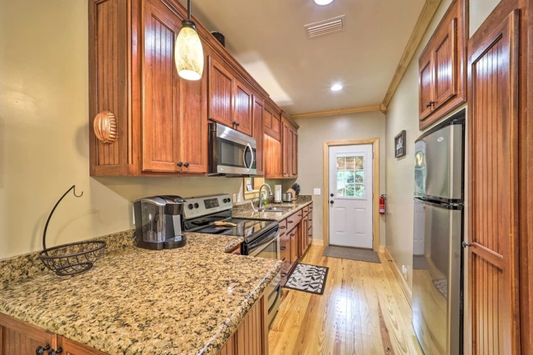 3 Bedrooms Cottage