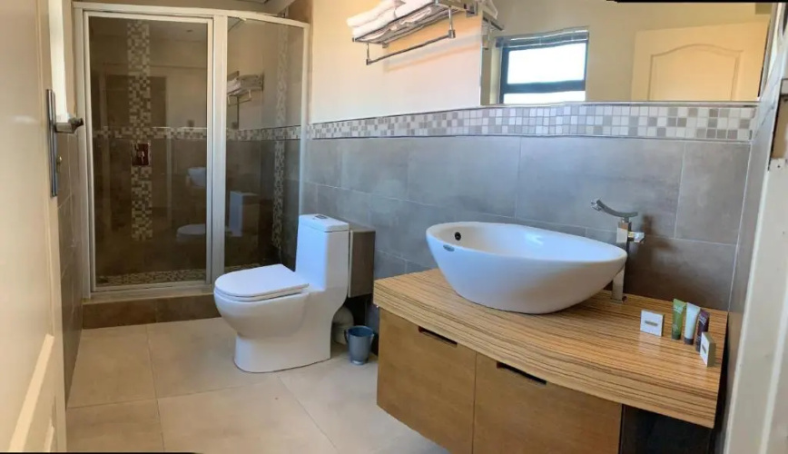 66 Dorp Street Apartment