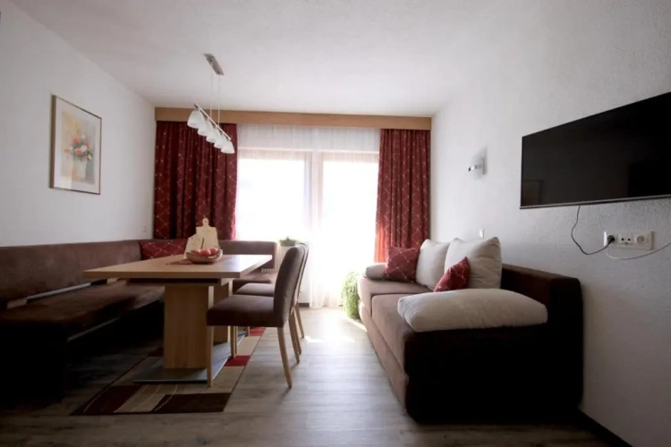 2 Bedrooms Apartment with balcony