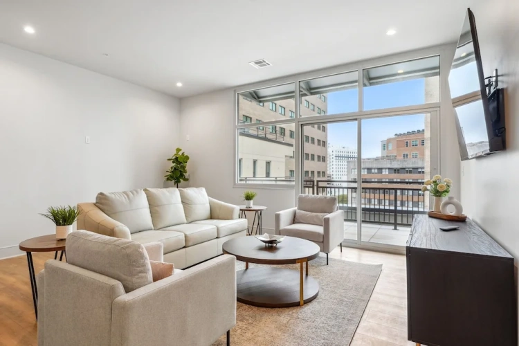 4 Bedrooms Premium room with city view