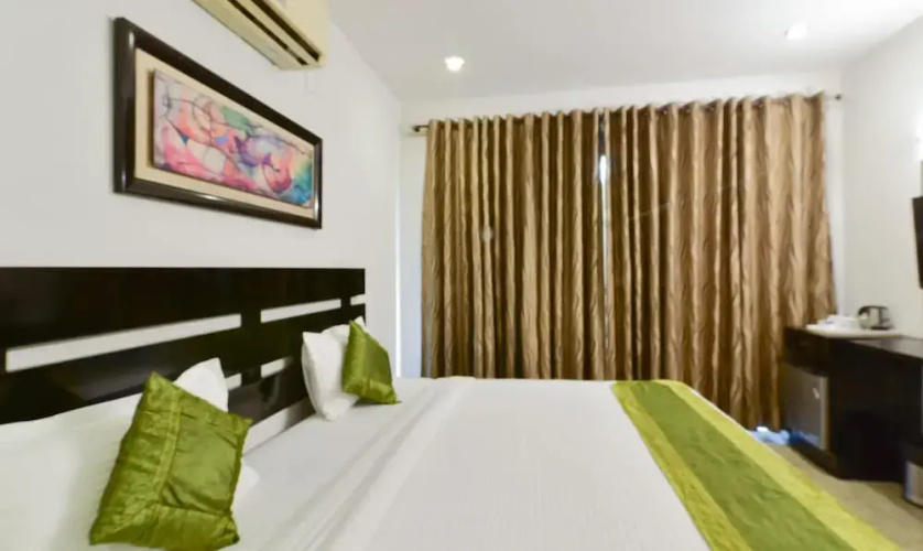 Treebo Trip Corporate Plus DLF Phase 3