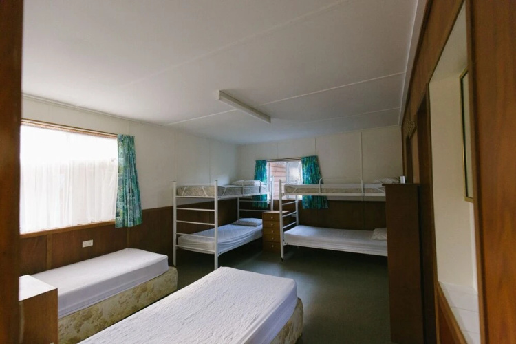 Wonboyn Cabins & Caravan Park
