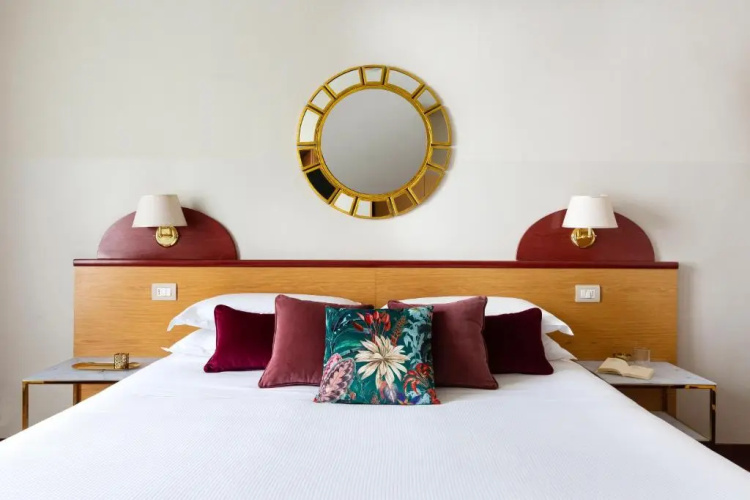 Aramis Deluxe Rooms