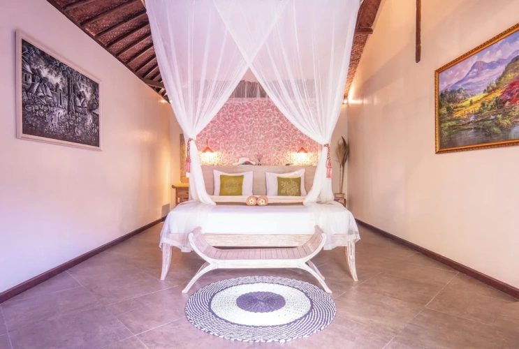 2 Bedrooms Cottage