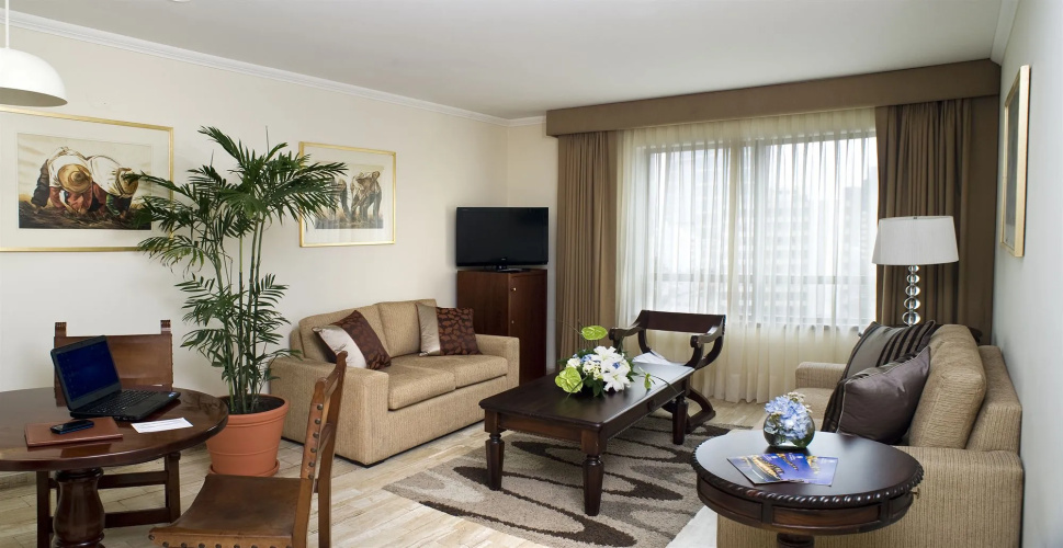 La Hacienda Hotel Miraflores