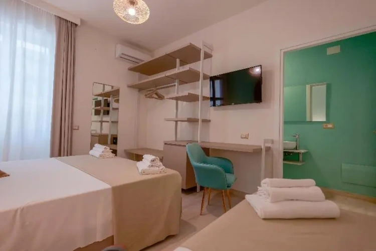 Classic Quadruple room with balcony