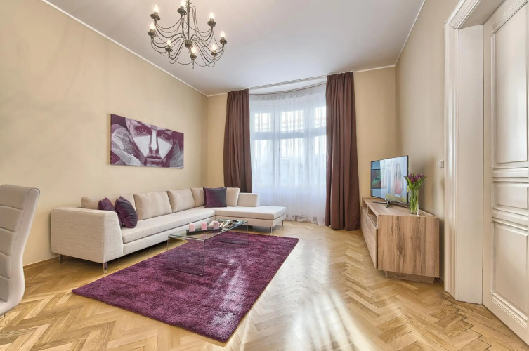 Maiselova 5 Apartment