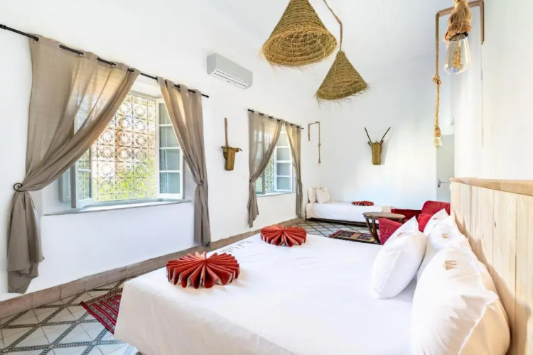 Riad Laila