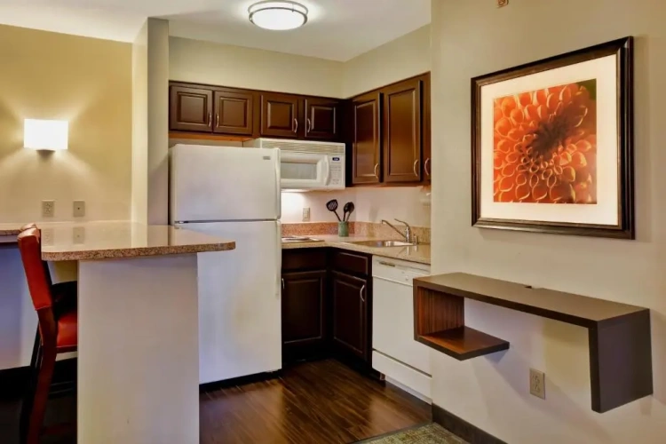 1 Bedroom Suite