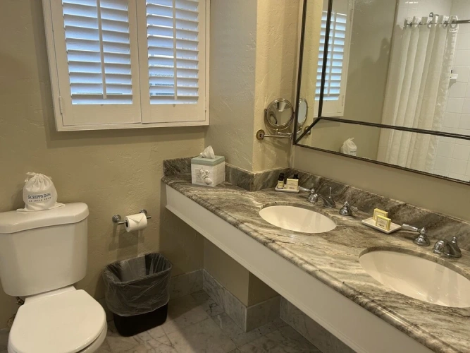 2 Bedrooms Suite