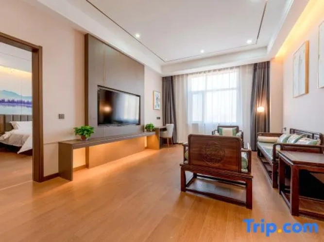 Premier Suite
