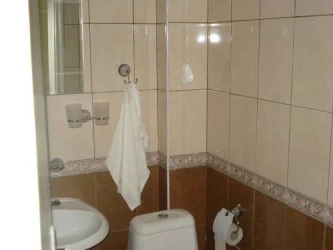 White Rose Hotel
