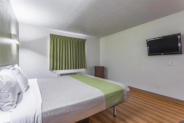Motel 6 Santa Fe Central
