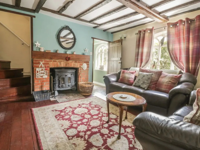 28 Stone Cottage