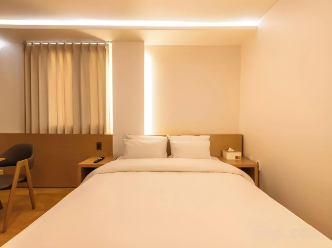 H Avenue Chuncheon