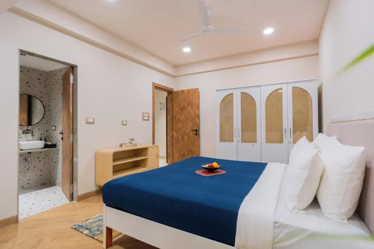 ELIVAAS Kamerios Verano 1 BHK with Pool