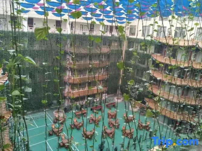 Longmai Hotspring Village
