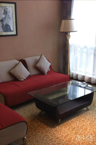 Chengde Jing Cheng Hotel