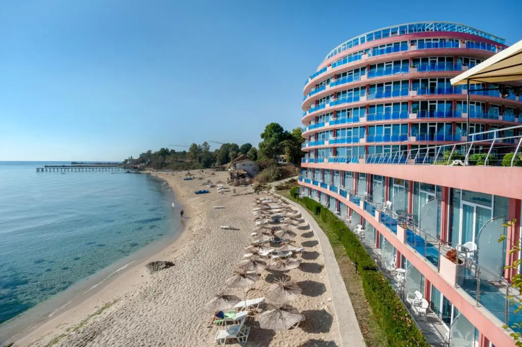 Sirius Beach Hotel & SPA