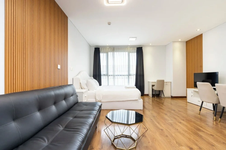 Standard Suite