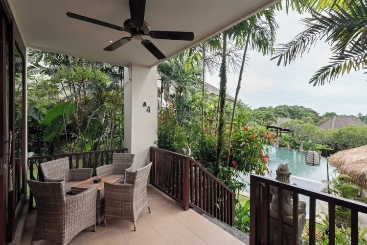 1 Bedroom Deluxe Duplex room with balcony and with pool view
