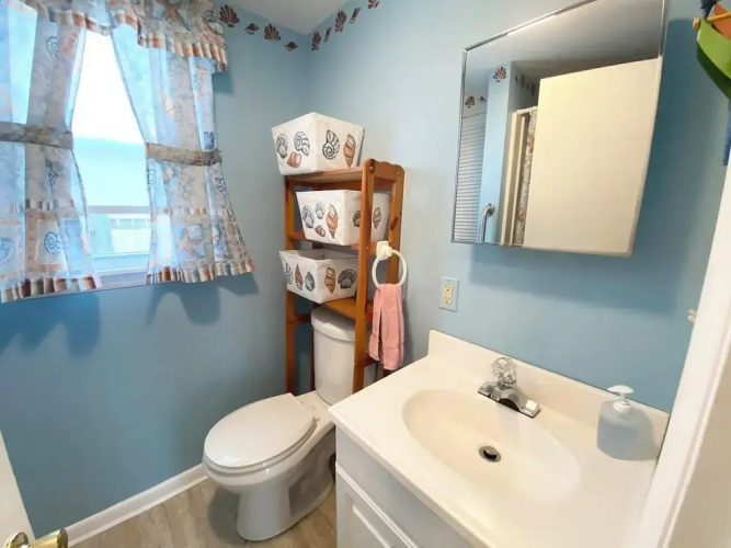 Rodney Avenue 103 #5