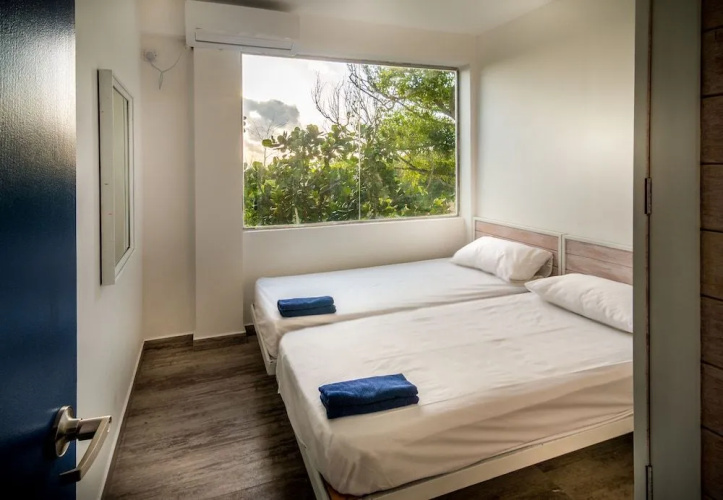 Island Hostels