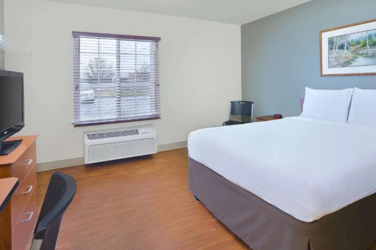 WoodSpring Suites Columbus Southeast