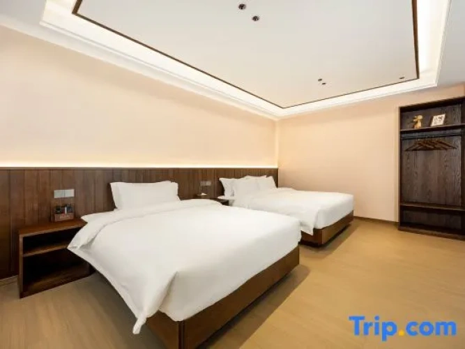 Standard Twin Family room