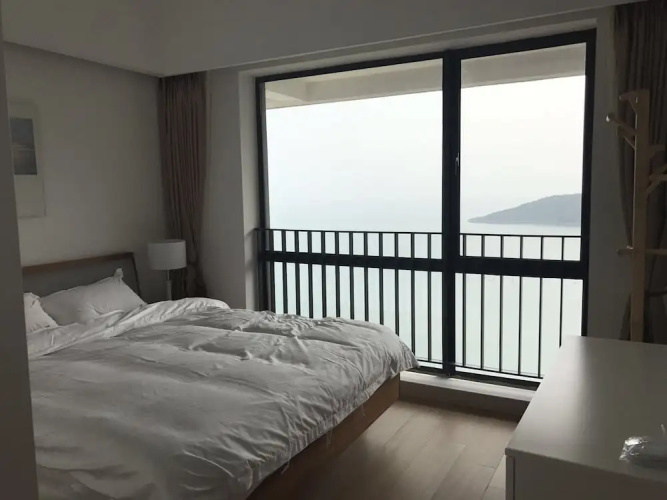 Hulusea Hotel Resort