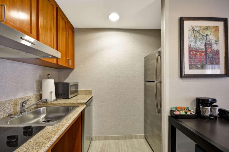 Quadruple Suite
