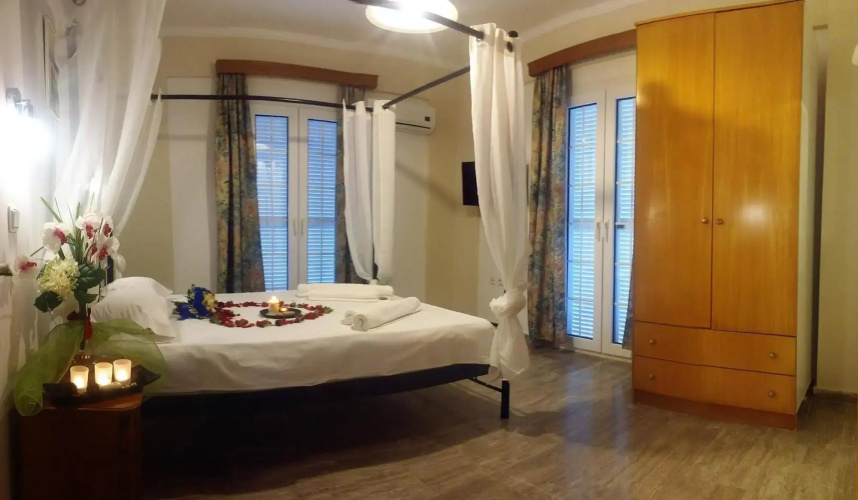 Stellatos House