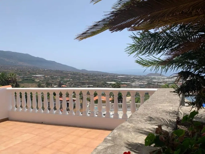 1 Bedroom Apartment with sea view