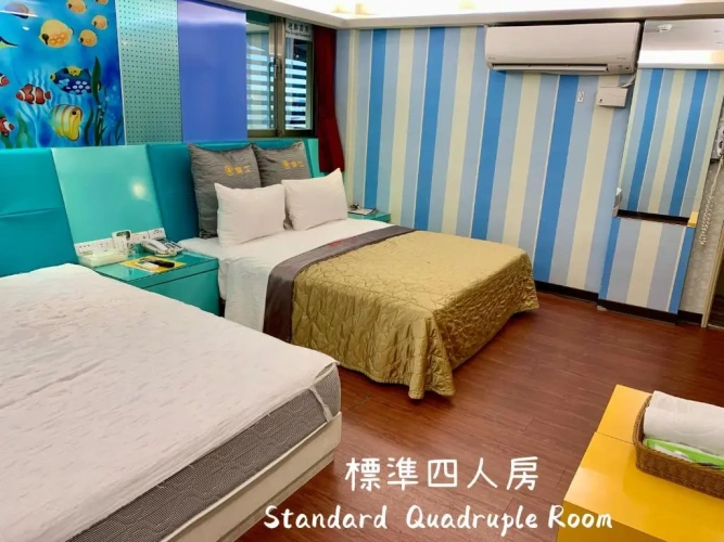 Standard Quadruple room