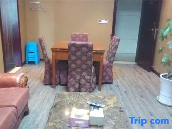 Xinglong Hotel