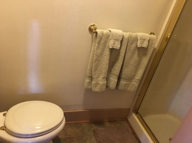 2 Bedrooms Executive Single Suite