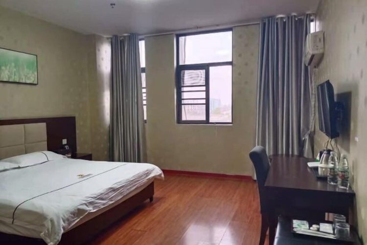 Wanlong Business Hotel