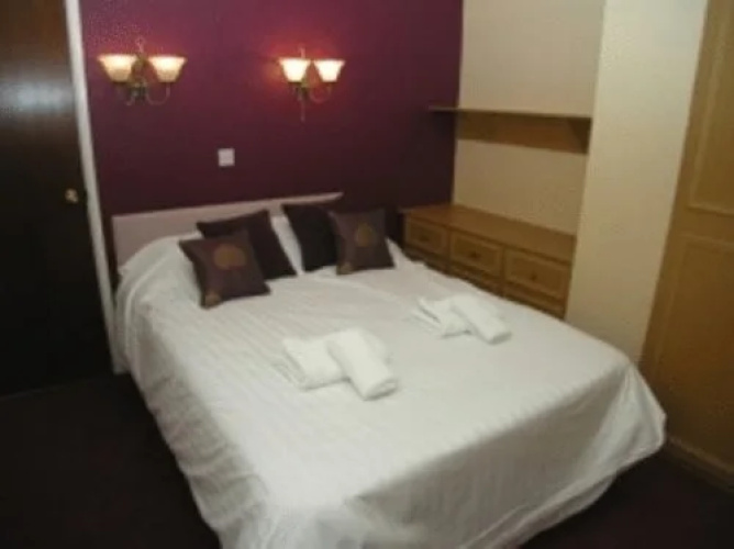 The Chainbridge Hotel