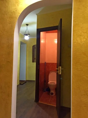Apartment on Hrushevskoho 28