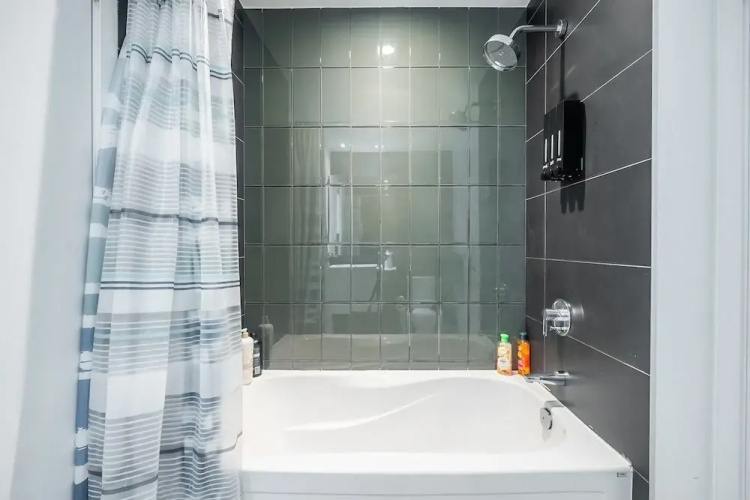 Forma serviced suites