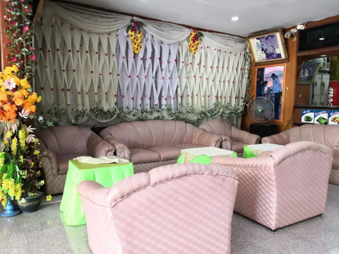 CL Garden Inn