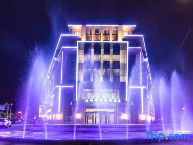 Dishang Boutique Hotel (Shanghai Lingang Baolong Plaza Branch)