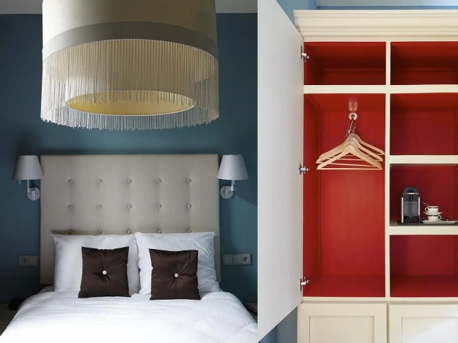 Comfort room