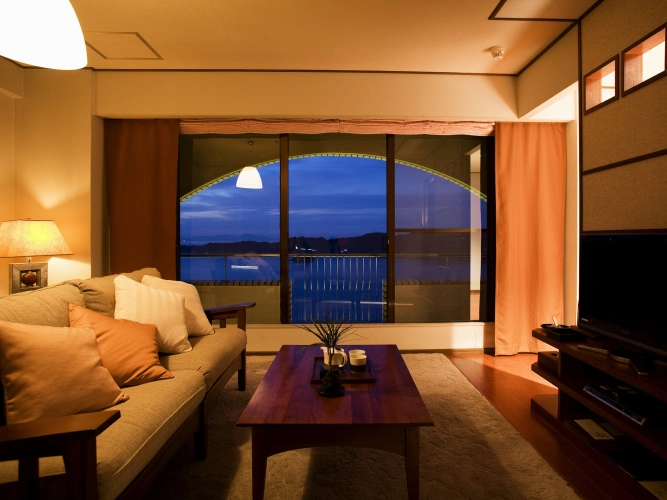 Triple Suite