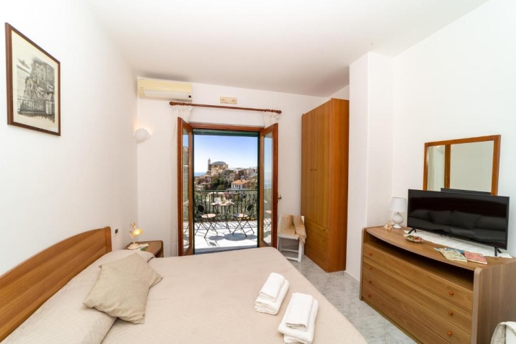 Standard Double room with sea view
