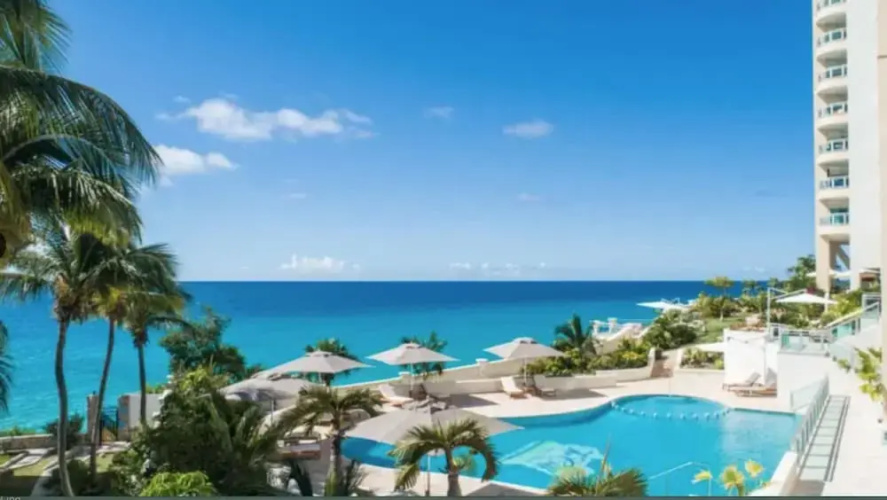 *The CLIFF_ BEACHFRONT and LUXURY MODERN UNIT* C2