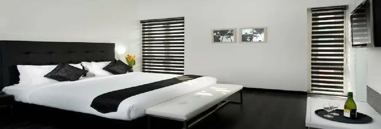 1 Bedroom Suite